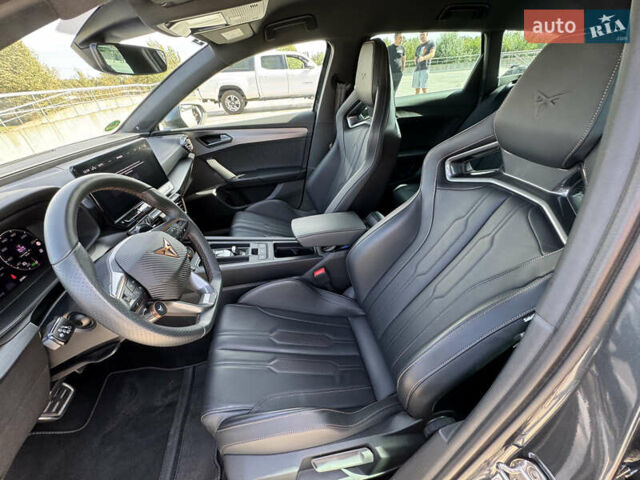 Сірий Cupra Leon, об'ємом двигуна 1.98 л та пробігом 22 тис. км за 41999 $, фото 16 на Automoto.ua
