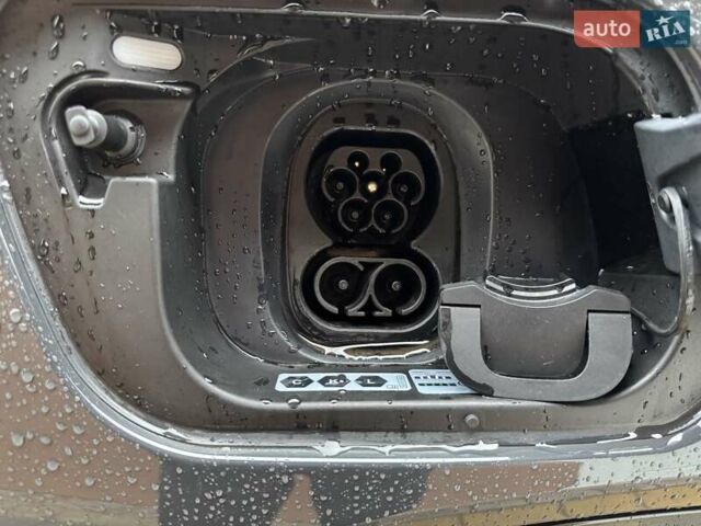 Сірий Cupra Tavascan, об'ємом двигуна 0 л та пробігом 10 тис. км за 39900 $, фото 31 на Automoto.ua