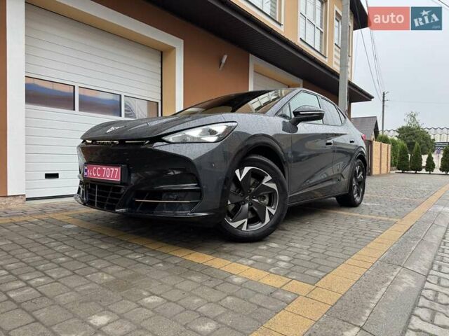Сірий Cupra Tavascan, об'ємом двигуна 0 л та пробігом 10 тис. км за 39900 $, фото 3 на Automoto.ua