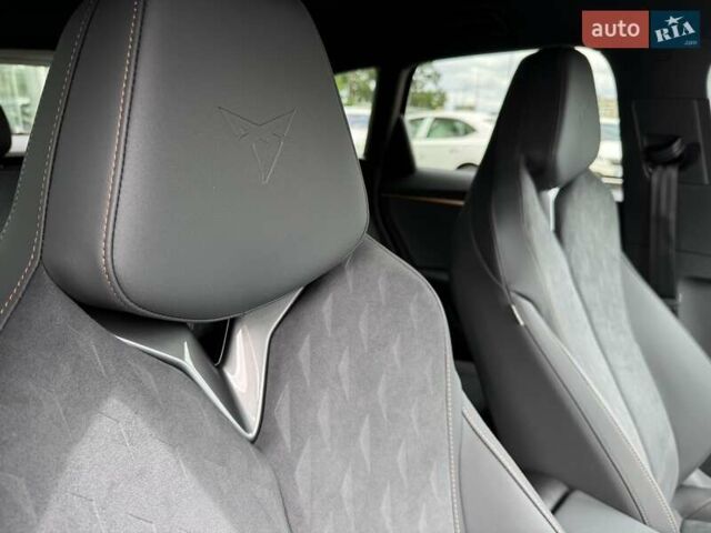 Серый Cupra Terramar, объемом двигателя 1.98 л и пробегом 4 тыс. км за 50990 $, фото 20 на Automoto.ua
