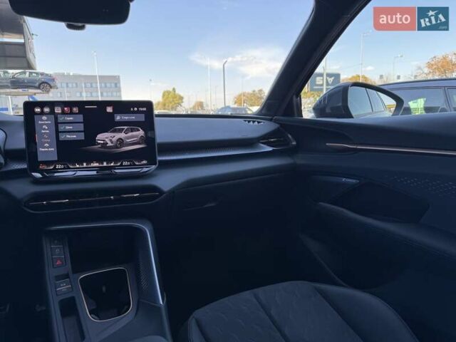 Серый Cupra Terramar, объемом двигателя 1.98 л и пробегом 4 тыс. км за 48999 $, фото 36 на Automoto.ua