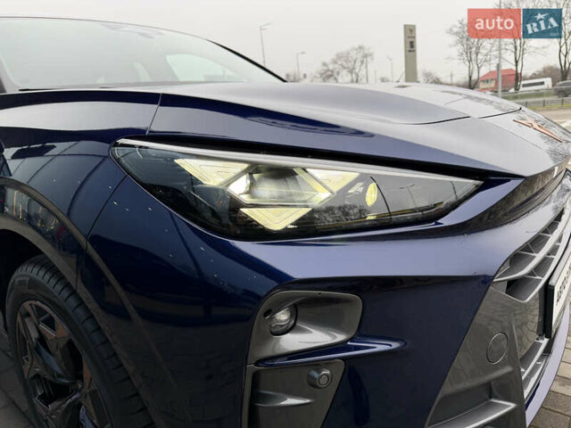 Синій Cupra Terramar, об'ємом двигуна 1.98 л та пробігом 2 тис. км за 49680 $, фото 5 на Automoto.ua