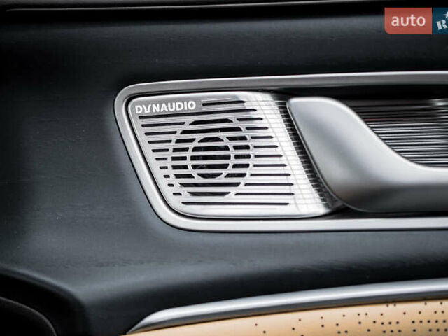 Чорний Denza D9, об'ємом двигуна 0 л та пробігом 1 тис. км за 70000 $, фото 7 на Automoto.ua