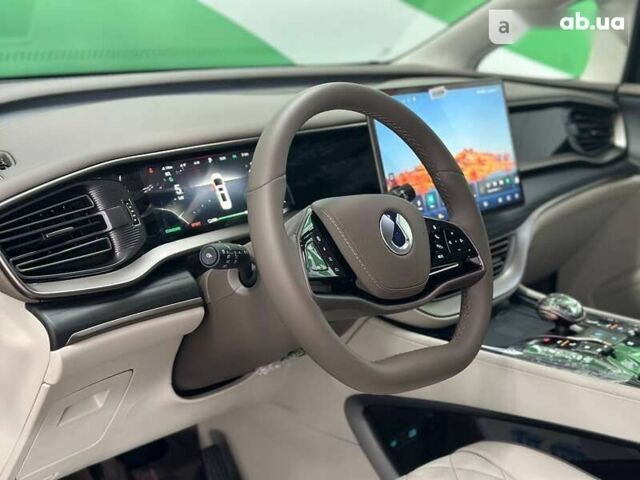 Denza D9, объемом двигателя 0 л и пробегом 1 тыс. км за 67000 $, фото 12 на Automoto.ua