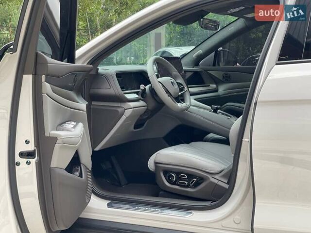 Белый Denza N7, объемом двигателя 0 л и пробегом 20 тыс. км за 35800 $, фото 5 на Automoto.ua