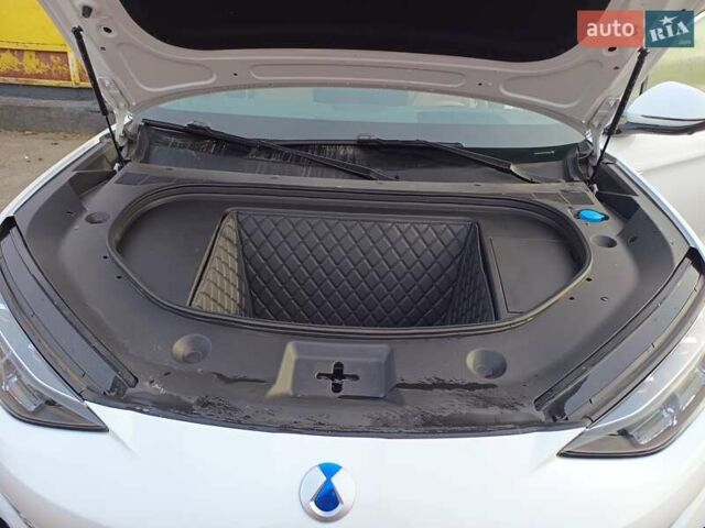 Белый Denza N7, объемом двигателя 0 л и пробегом 1 тыс. км за 43000 $, фото 16 на Automoto.ua