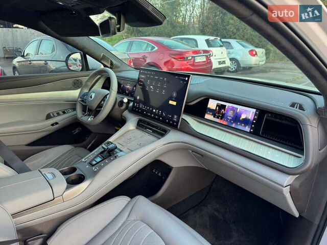 Белый Denza N7, объемом двигателя 0 л и пробегом 1 тыс. км за 37300 $, фото 9 на Automoto.ua