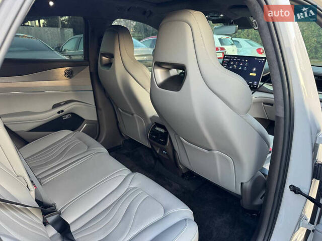 Белый Denza N7, объемом двигателя 0 л и пробегом 1 тыс. км за 37300 $, фото 8 на Automoto.ua