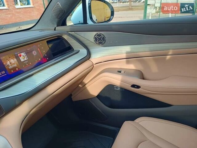 Белый Denza N7, объемом двигателя 0 л и пробегом 1 тыс. км за 43000 $, фото 36 на Automoto.ua