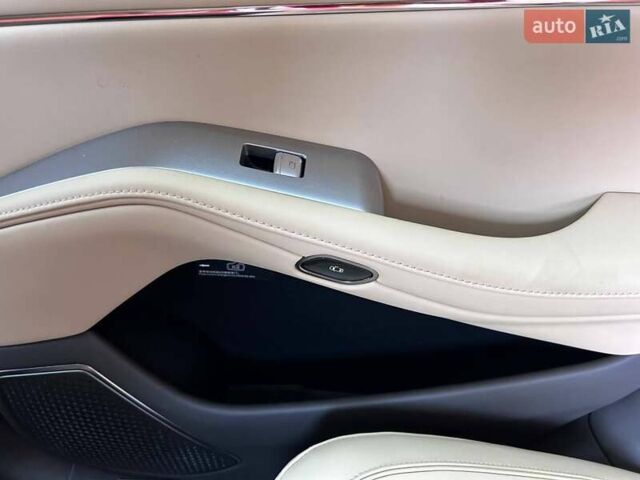 Білий Denza N7, об'ємом двигуна 0 л та пробігом 12 тис. км за 30800 $, фото 36 на Automoto.ua