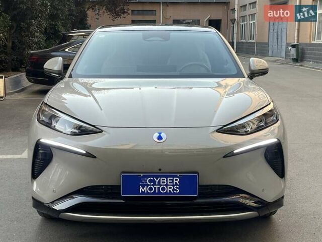 Бежевый Denza N7, объемом двигателя 0 л и пробегом 9 тыс. км за 32900 $, фото 6 на Automoto.ua