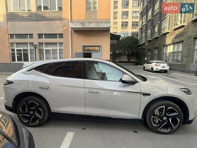 Бежевый Denza N7, объемом двигателя 0 л и пробегом 9 тыс. км за 32900 $, фото 3 на Automoto.ua