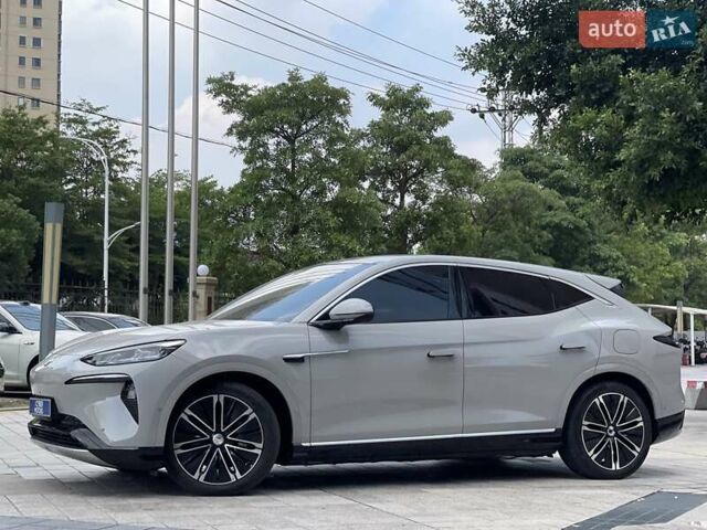 Бежевый Denza N7, объемом двигателя 0 л и пробегом 6 тыс. км за 38800 $, фото 1 на Automoto.ua