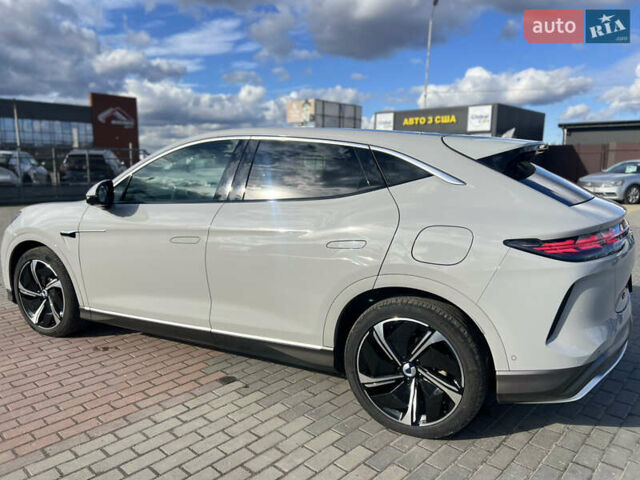 Бежевий Denza N7, об'ємом двигуна 0 л та пробігом 9 тис. км за 34800 $, фото 2 на Automoto.ua