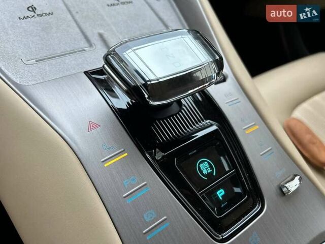 Бежевий Denza N7, об'ємом двигуна 0 л та пробігом 17 тис. км за 36840 $, фото 26 на Automoto.ua