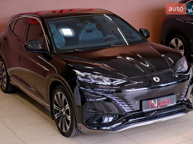 Черный Denza N7, объемом двигателя 0 л и пробегом 45 тыс. км за 33900 $, фото 3 на Automoto.ua