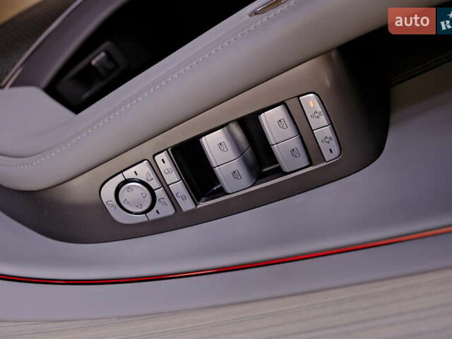 Черный Denza N7, объемом двигателя 0 л и пробегом 45 тыс. км за 33900 $, фото 18 на Automoto.ua