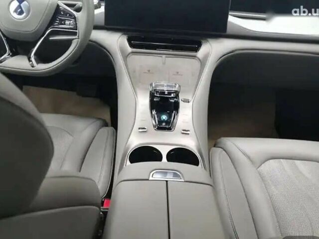 Denza N7, об'ємом двигуна 0 л та пробігом 5 тис. км за 29800 $, фото 6 на Automoto.ua