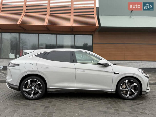 Denza N7, объемом двигателя 0 л и пробегом 10 тыс. км за 34500 $, фото 1 на Automoto.ua