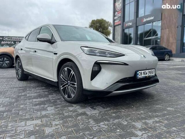 Denza N7, объемом двигателя 0 л и пробегом 5 тыс. км за 43900 $, фото 6 на Automoto.ua