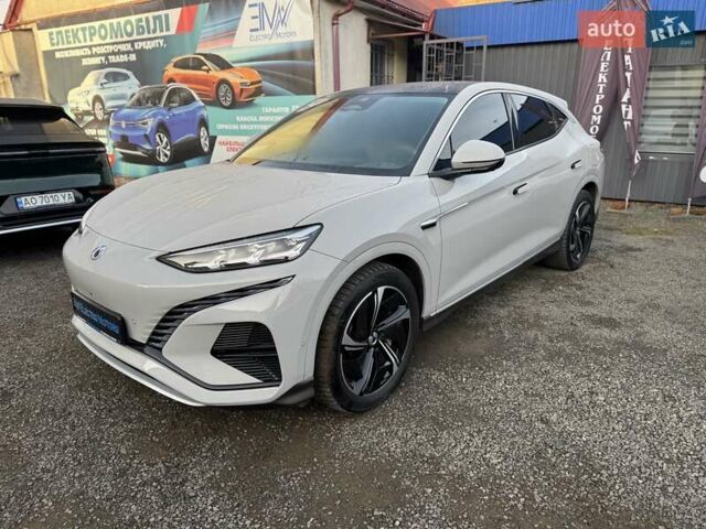 Серый Denza N7, объемом двигателя 0 л и пробегом 24 тыс. км за 35999 $, фото 2 на Automoto.ua