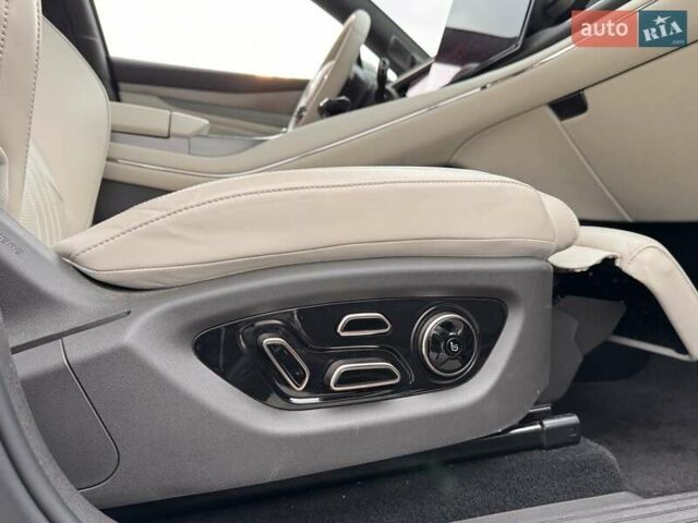 Сірий Denza N7, об'ємом двигуна 0 л та пробігом 8 тис. км за 36800 $, фото 10 на Automoto.ua