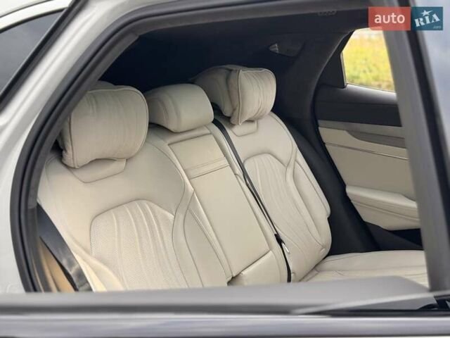 Сірий Denza N7, об'ємом двигуна 0 л та пробігом 8 тис. км за 36800 $, фото 12 на Automoto.ua