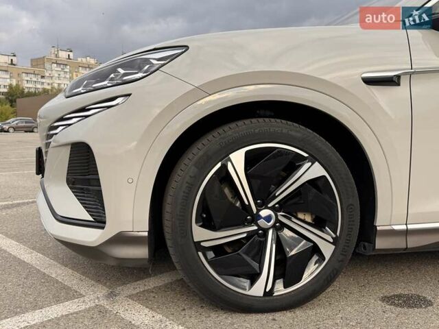 Сірий Denza N7, об'ємом двигуна 0 л та пробігом 8 тис. км за 36800 $, фото 18 на Automoto.ua