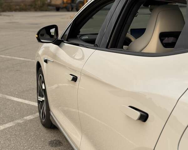 Сірий Denza N7, об'ємом двигуна 0 л та пробігом 8 тис. км за 36800 $, фото 13 на Automoto.ua