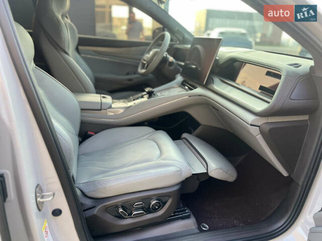 Сірий Denza N7, об'ємом двигуна 0 л та пробігом 17 тис. км за 36500 $, фото 10 на Automoto.ua