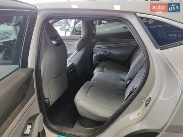 Сірий Denza N7, об'ємом двигуна 0 л та пробігом 7 тис. км за 39899 $, фото 7 на Automoto.ua