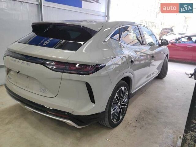 Сірий Denza N7, об'ємом двигуна 0 л та пробігом 7 тис. км за 39899 $, фото 3 на Automoto.ua