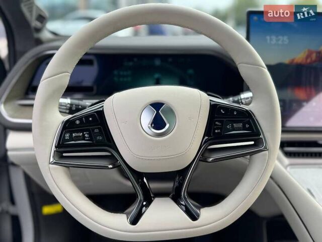 Серый Denza N7, объемом двигателя 0 л и пробегом 5 тыс. км за 44000 $, фото 50 на Automoto.ua