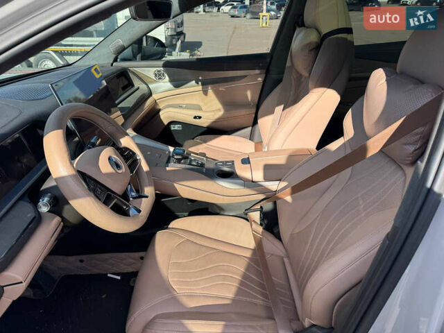 Сірий Denza N7, об'ємом двигуна 0 л та пробігом 3 тис. км за 39999 $, фото 2 на Automoto.ua