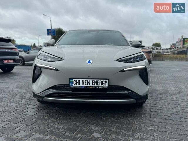 Серый Denza N7, объемом двигателя 0 л и пробегом 5 тыс. км за 44000 $, фото 4 на Automoto.ua