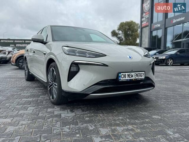 Серый Denza N7, объемом двигателя 0 л и пробегом 5 тыс. км за 44000 $, фото 5 на Automoto.ua