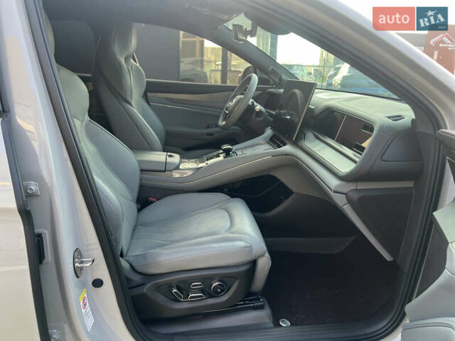 Сірий Denza N7, об'ємом двигуна 0 л та пробігом 17 тис. км за 36500 $, фото 16 на Automoto.ua