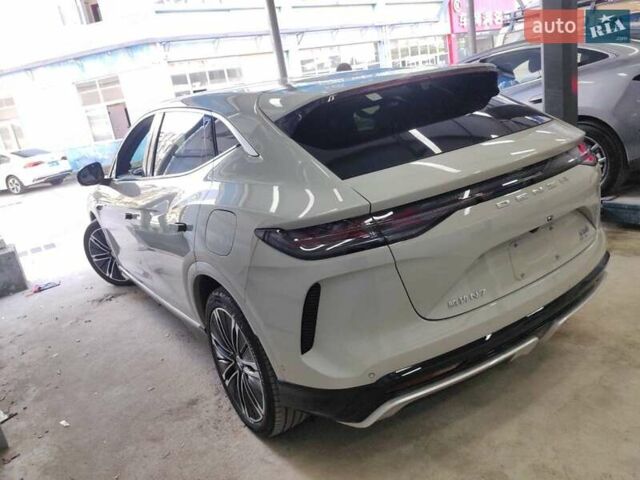 Сірий Denza N7, об'ємом двигуна 0 л та пробігом 7 тис. км за 39899 $, фото 2 на Automoto.ua
