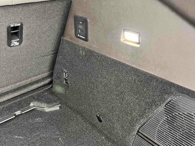 Серый Denza N7, объемом двигателя 0 л и пробегом 1 тыс. км за 45500 $, фото 20 на Automoto.ua