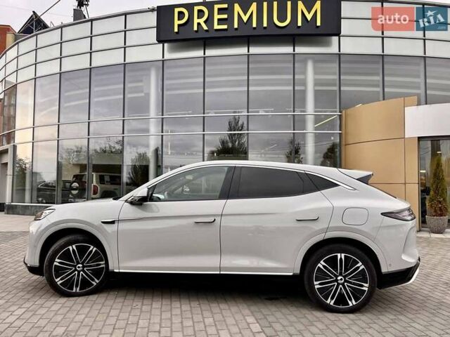 Серый Denza N7, объемом двигателя 0 л и пробегом 1 тыс. км за 45500 $, фото 4 на Automoto.ua