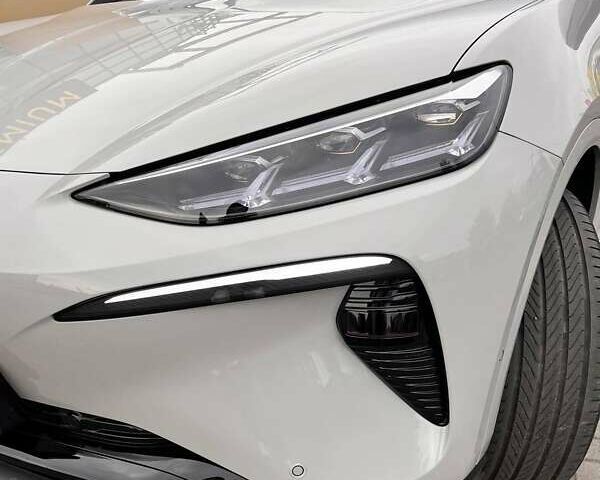 Серый Denza N7, объемом двигателя 0 л и пробегом 1 тыс. км за 45500 $, фото 2 на Automoto.ua