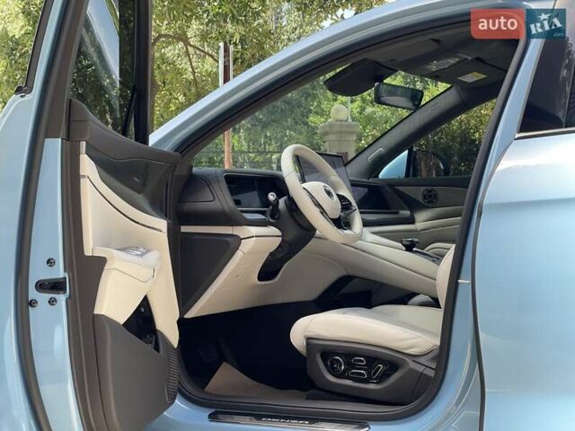 Синий Denza N7, объемом двигателя 0 л и пробегом 8 тыс. км за 35800 $, фото 4 на Automoto.ua