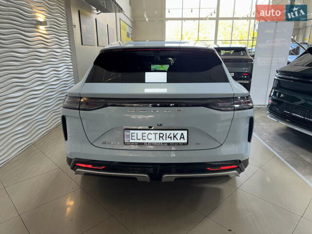 Синий Denza N7, объемом двигателя 0 л и пробегом 16 тыс. км за 38000 $, фото 3 на Automoto.ua