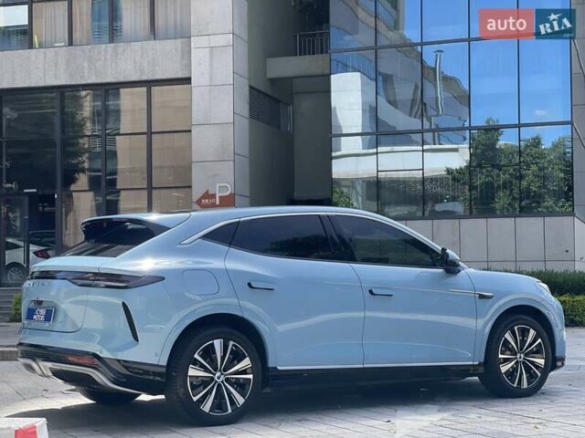 Синий Denza N7, объемом двигателя 0 л и пробегом 8 тыс. км за 35800 $, фото 2 на Automoto.ua