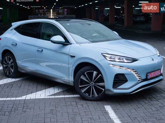 Синій Denza N7, об'ємом двигуна 0 л та пробігом 4 тис. км за 33600 $, фото 3 на Automoto.ua