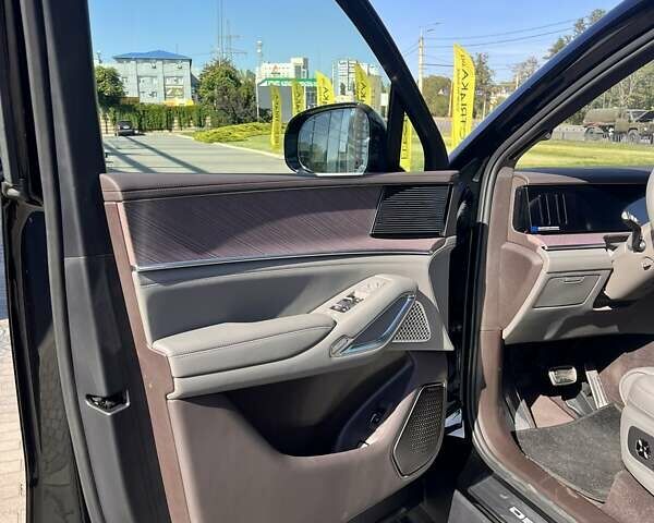 Черный Denza N9, объемом двигателя 0 л и пробегом 1 тыс. км за 92900 $, фото 5 на Automoto.ua