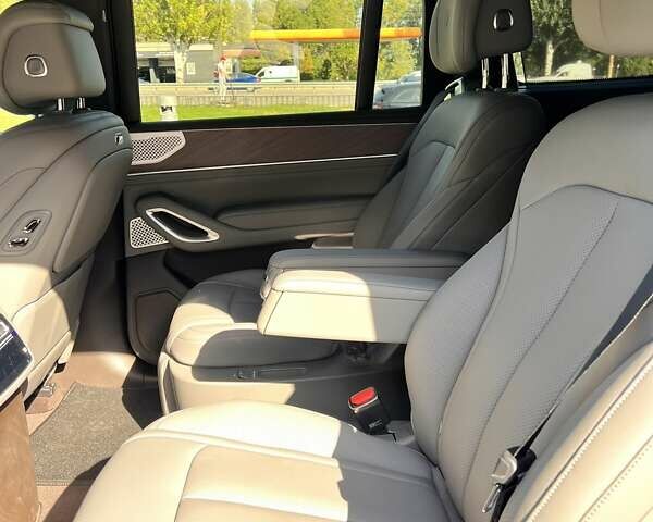 Черный Denza N9, объемом двигателя 0 л и пробегом 1 тыс. км за 92900 $, фото 20 на Automoto.ua