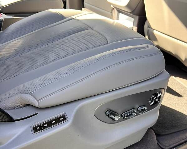 Черный Denza N9, объемом двигателя 0 л и пробегом 1 тыс. км за 92900 $, фото 22 на Automoto.ua