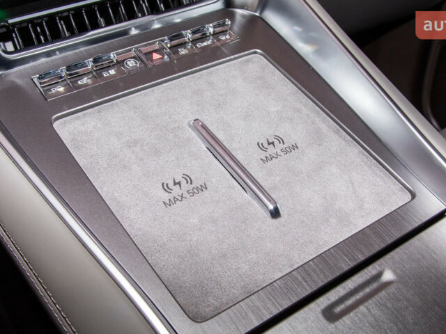 Denza N9, объемом двигателя 2 л и пробегом 0 тыс. км за 76850 $, фото 24 на Automoto.ua