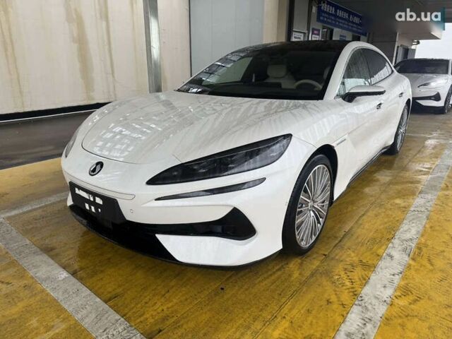 Denza Z9, об'ємом двигуна 2 л та пробігом 2 тис. км за 56500 $, фото 1 на Automoto.ua